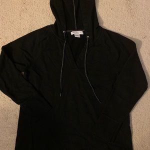 Liz Claiborne Sweatshirt